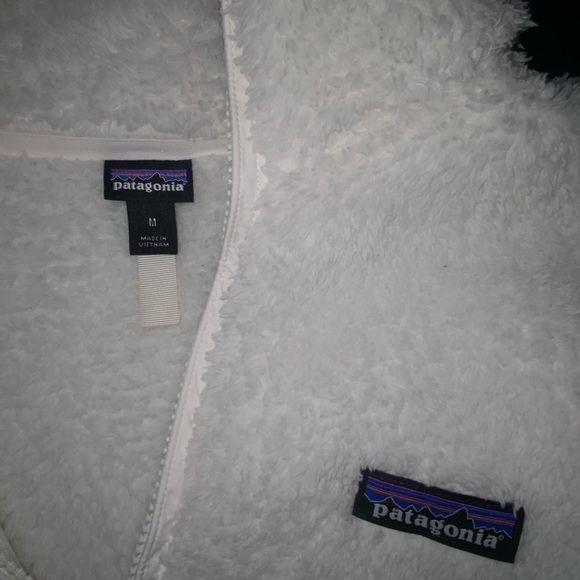 Patagonia Quarter Zip - Picture 2 of 4